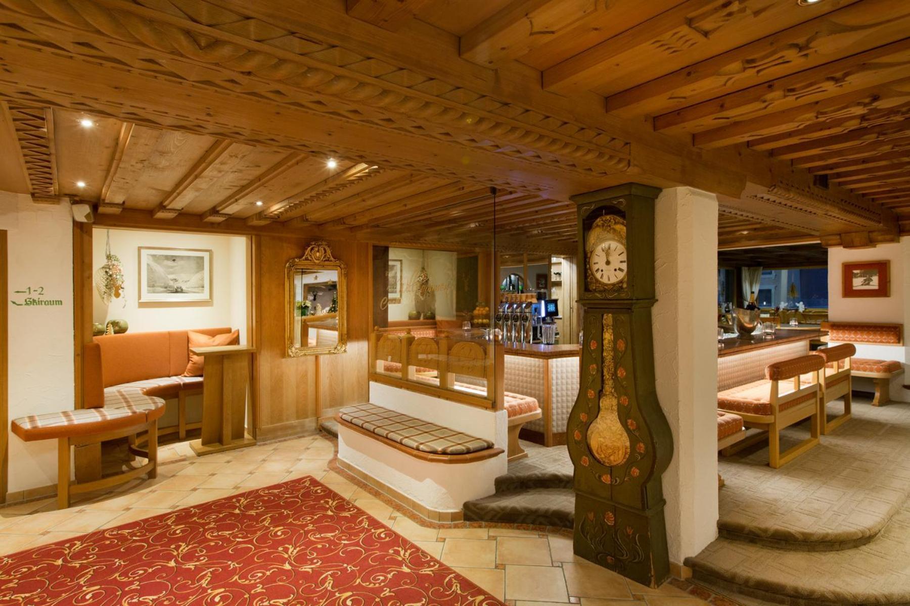 Hotel Albona Nova Zürs Екстериор снимка