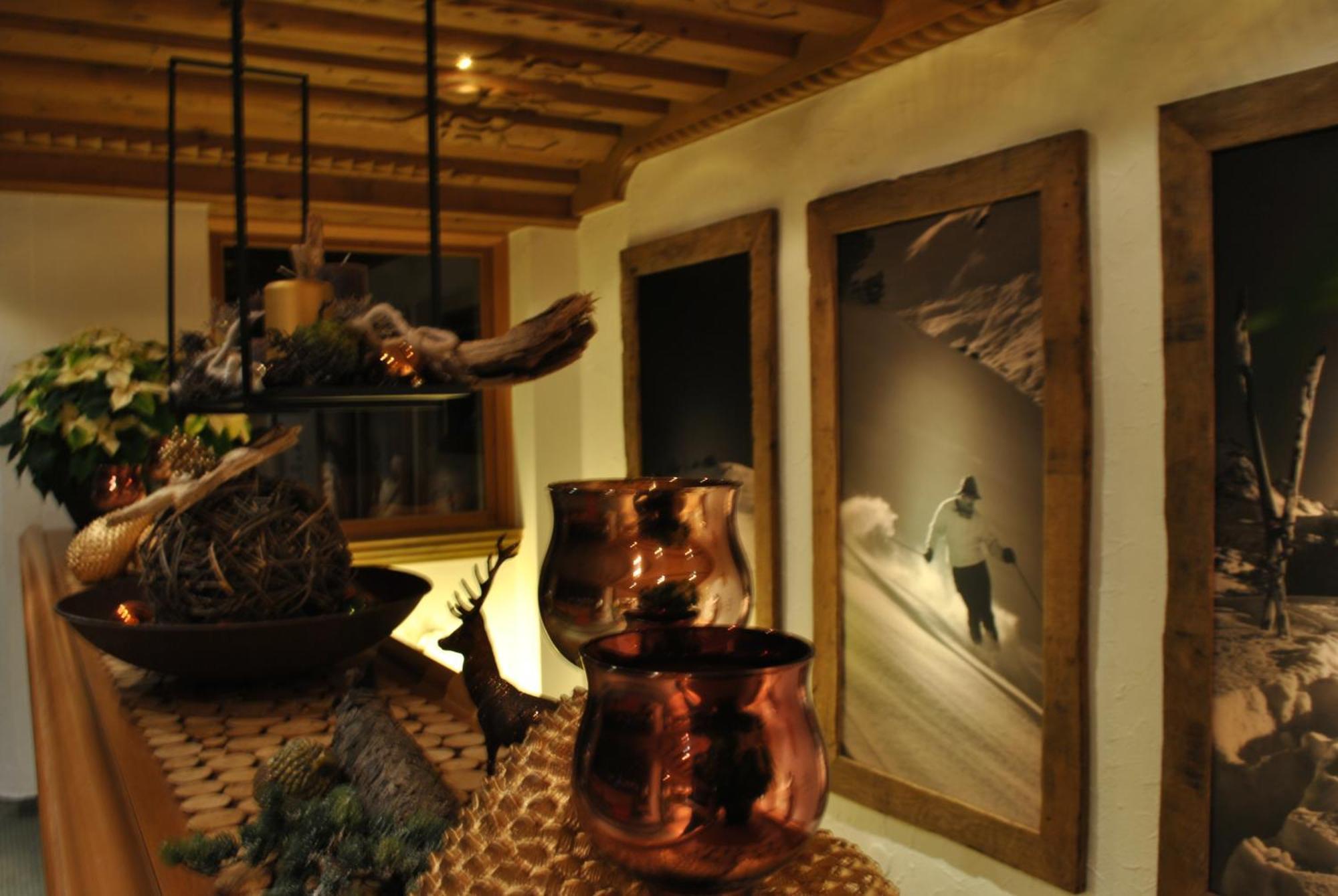 Hotel Albona Nova Zürs Екстериор снимка