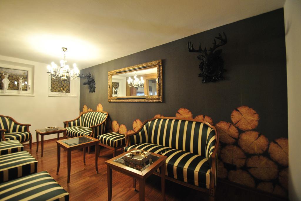 Hotel Albona Nova Zürs Екстериор снимка