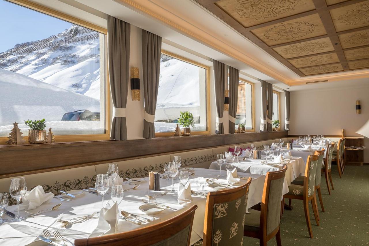 Hotel Albona Nova Zürs Екстериор снимка