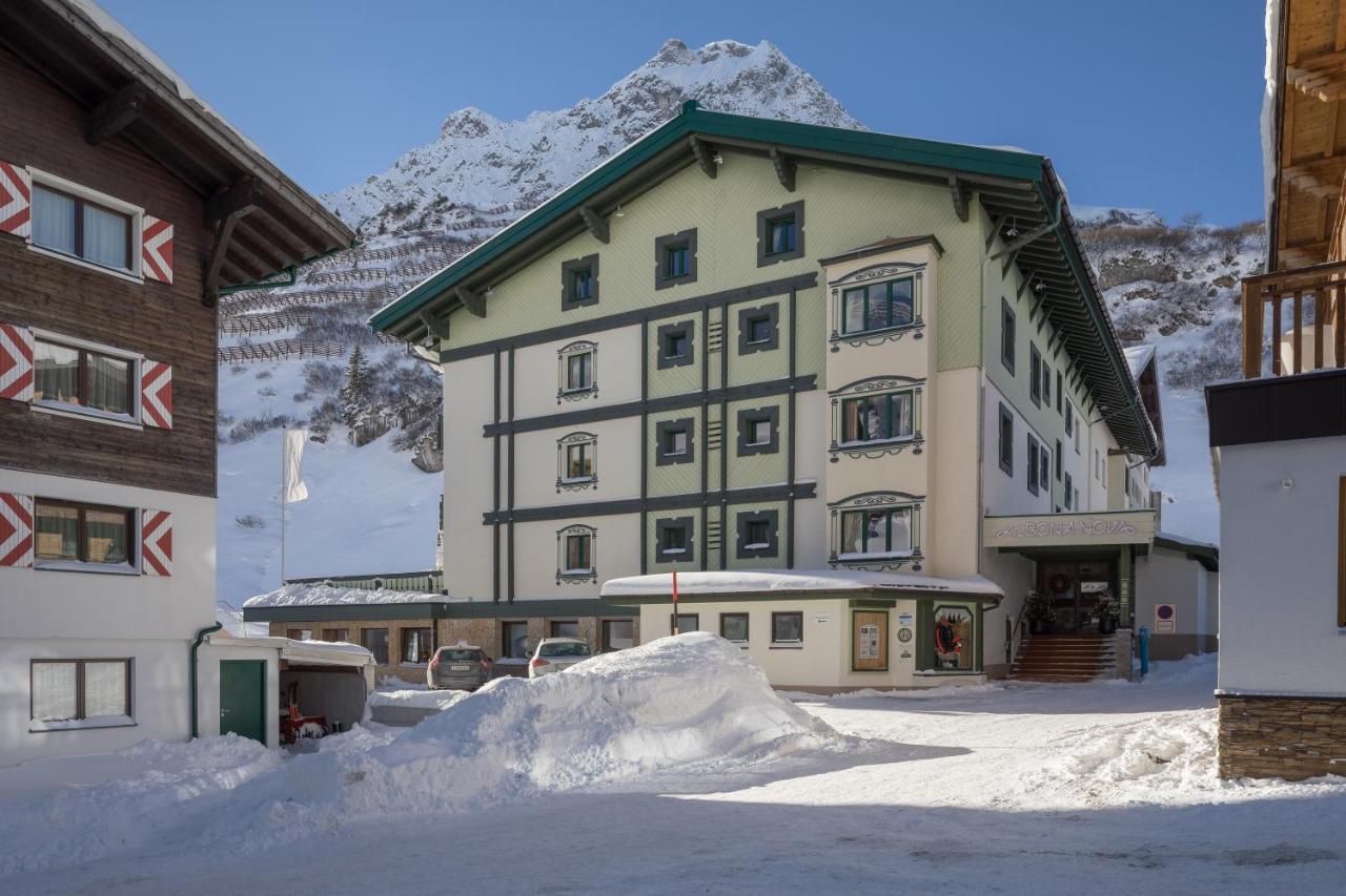 Hotel Albona Nova Zürs Екстериор снимка
